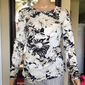 KK Great Flowers and Tee Style Comfort M